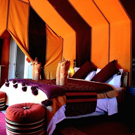 Merzouga Paradise Luxury Camp ภายนอก รูปภาพ