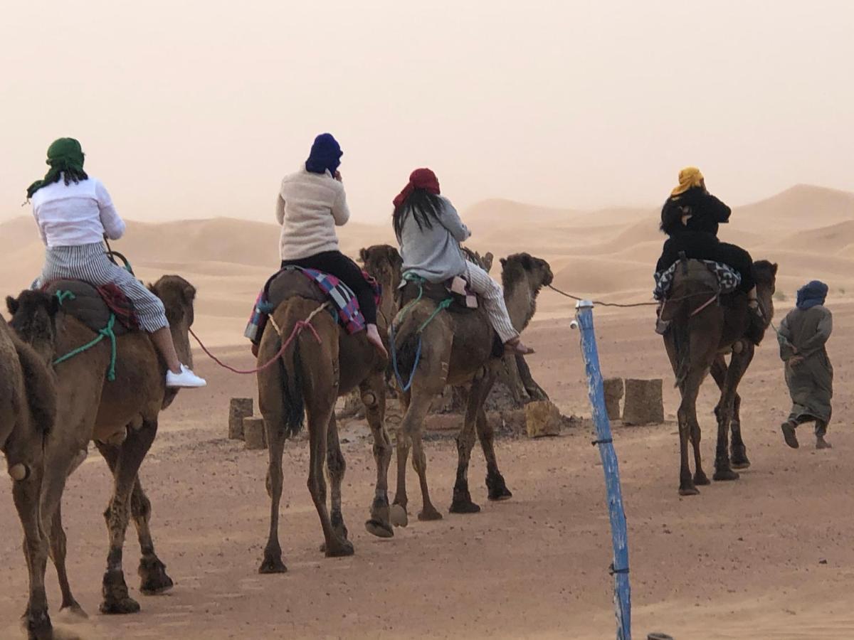 Merzouga Paradise Luxury Camp ภายนอก รูปภาพ