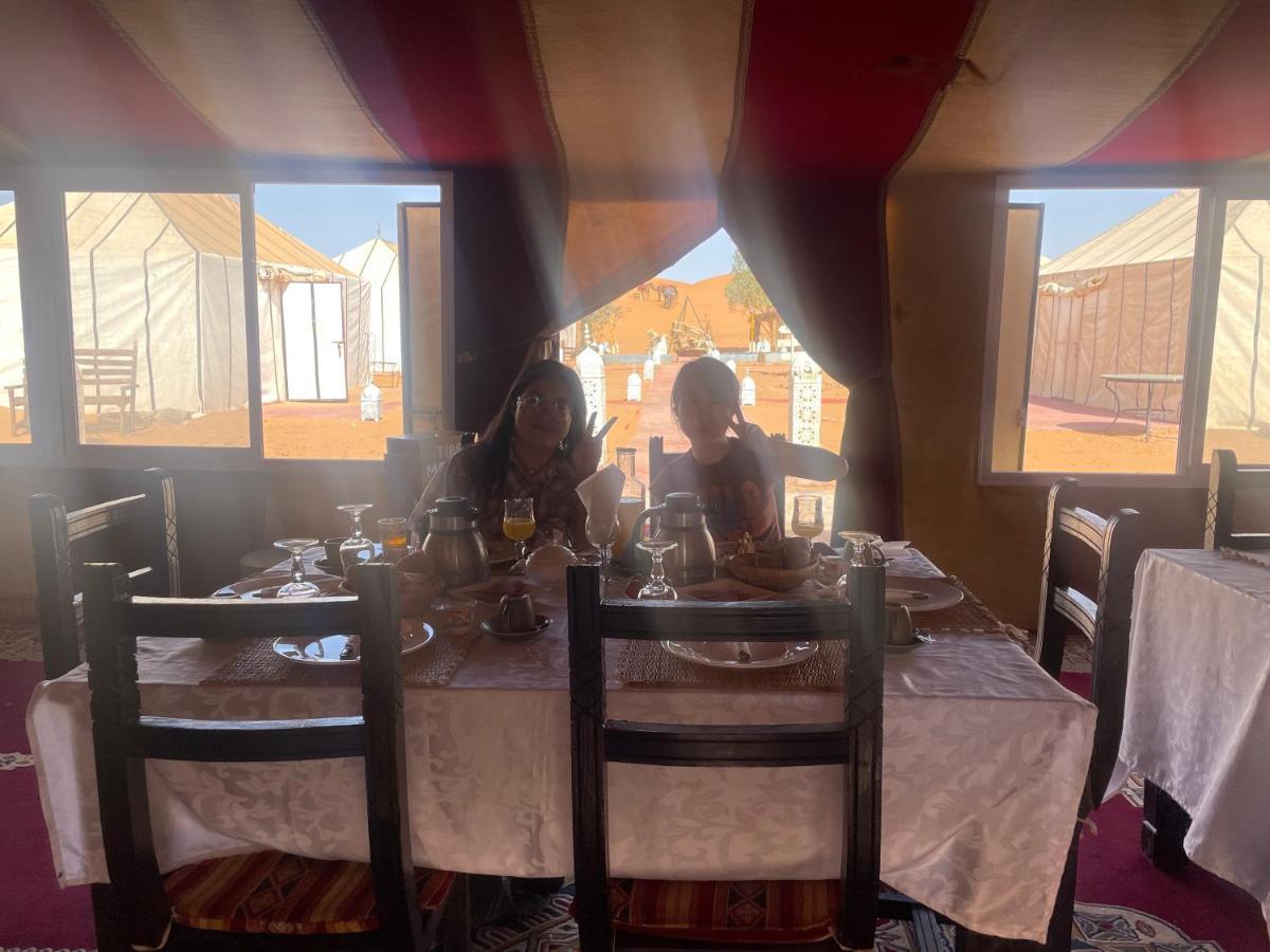 Merzouga Paradise Luxury Camp ภายนอก รูปภาพ