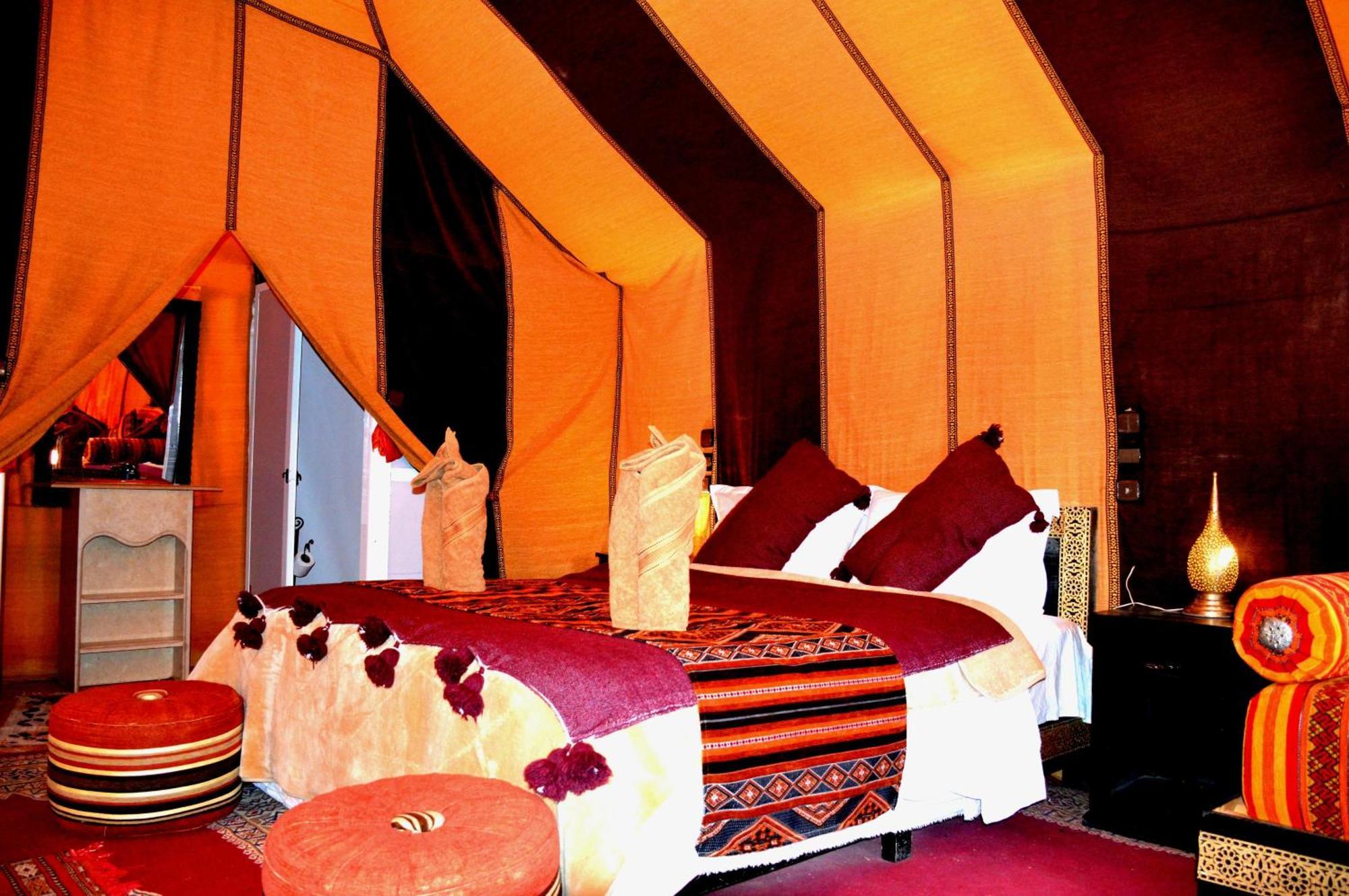 Merzouga Paradise Luxury Camp ภายนอก รูปภาพ