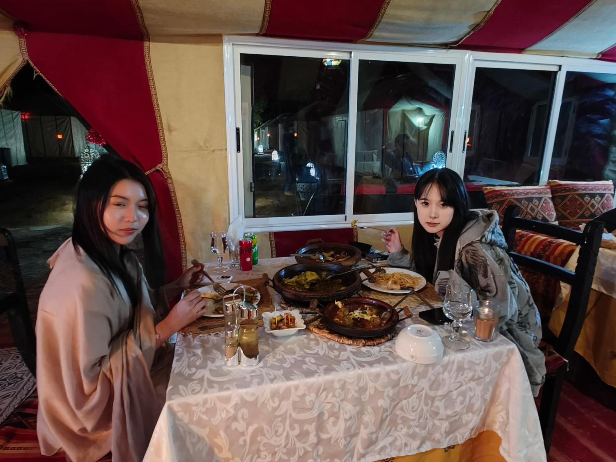 Merzouga Paradise Luxury Camp ภายนอก รูปภาพ